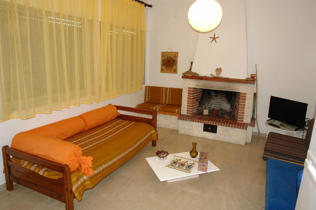 Antheia'S House Villa Nea Skioni Buitenkant foto