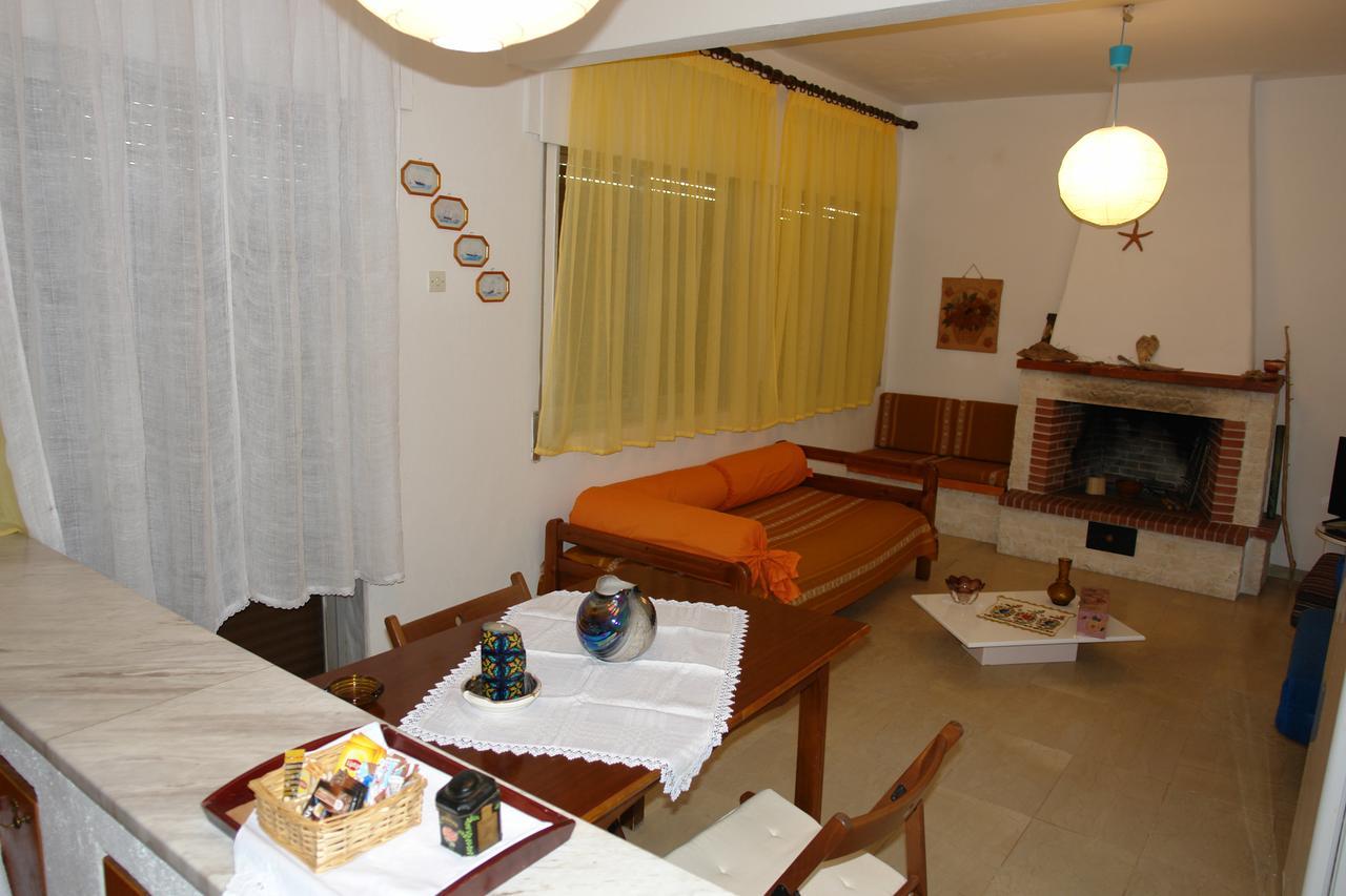 Antheia'S House Villa Nea Skioni Buitenkant foto